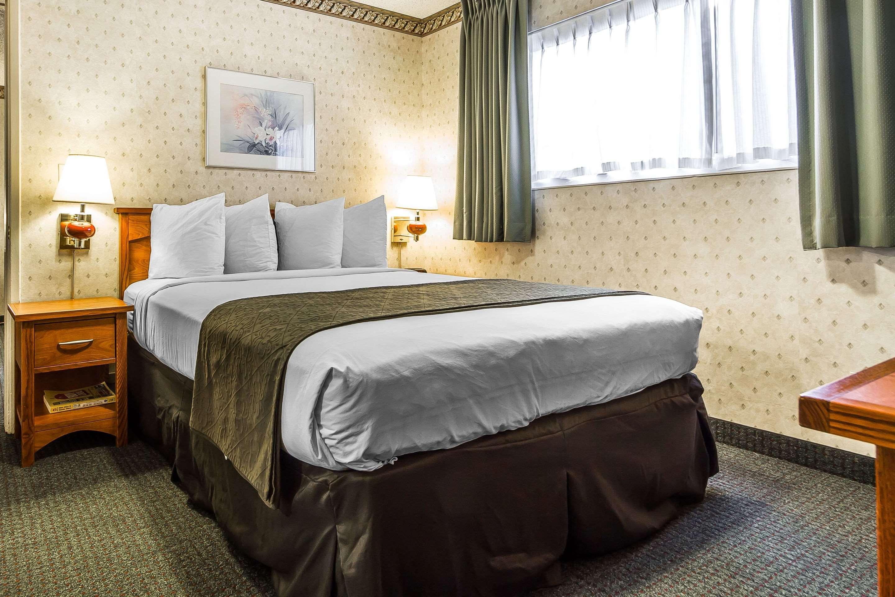 Quality Inn & Suites Silicon Valley Santa Clara Eksteriør billede