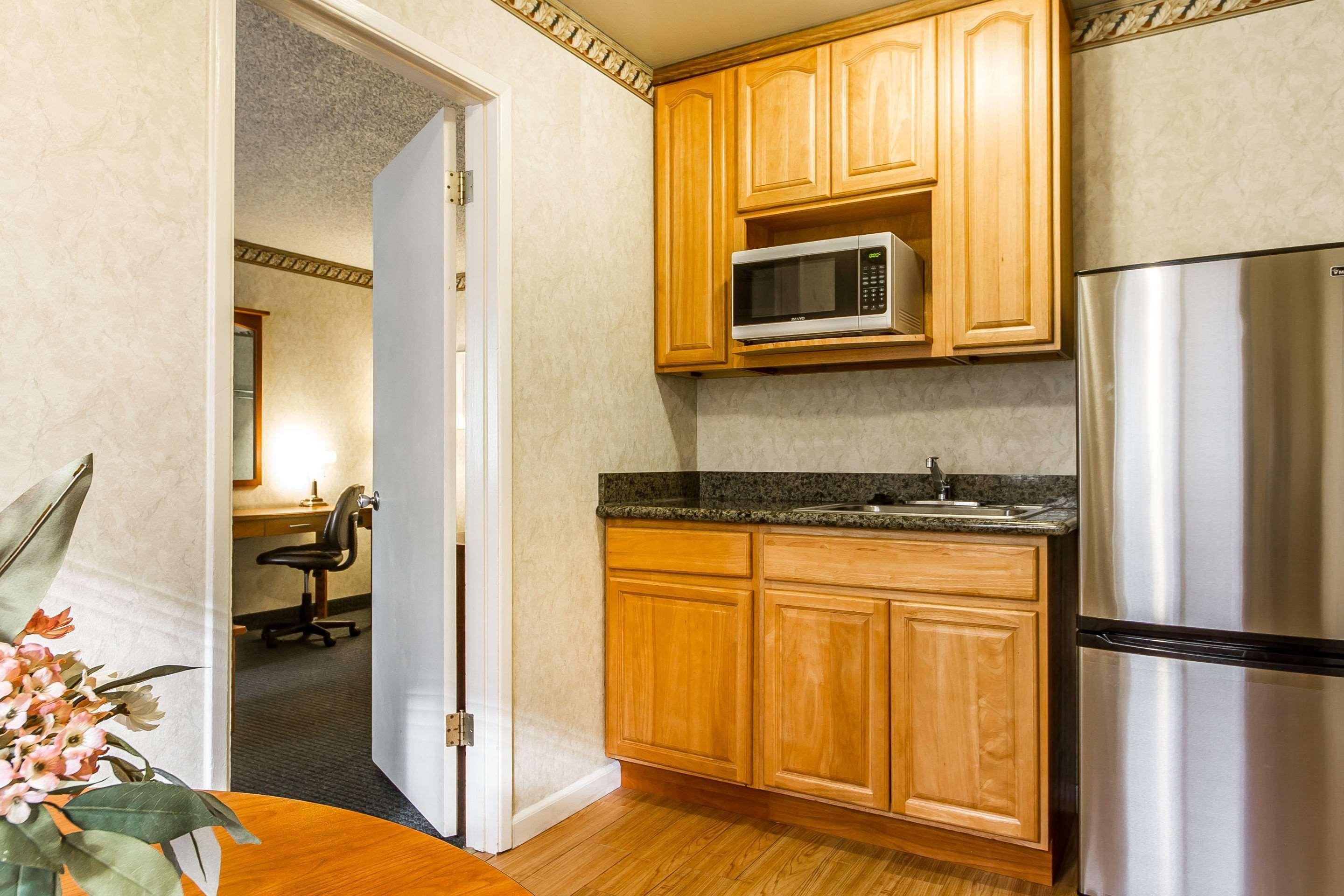 Quality Inn & Suites Silicon Valley Santa Clara Eksteriør billede
