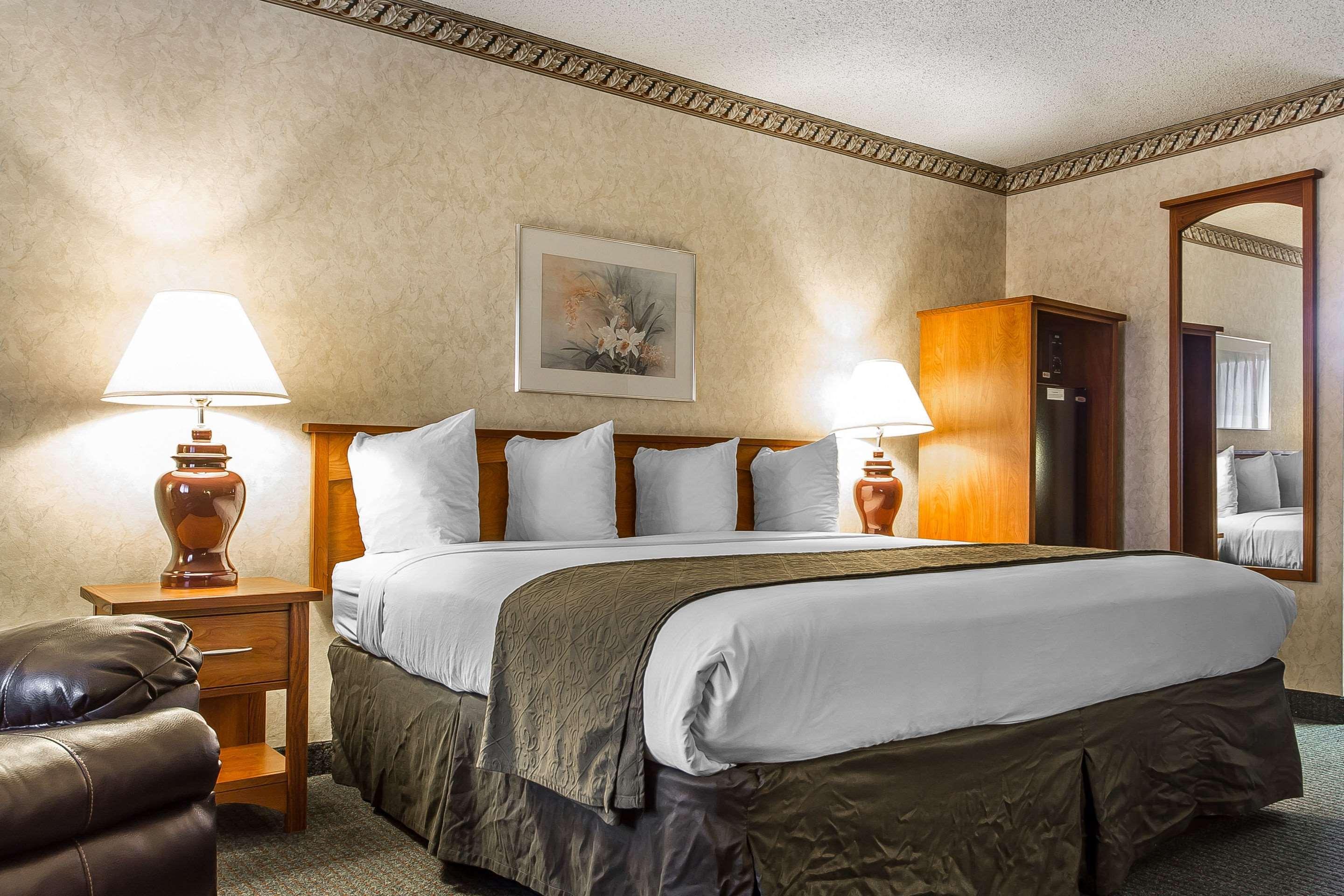 Quality Inn & Suites Silicon Valley Santa Clara Eksteriør billede