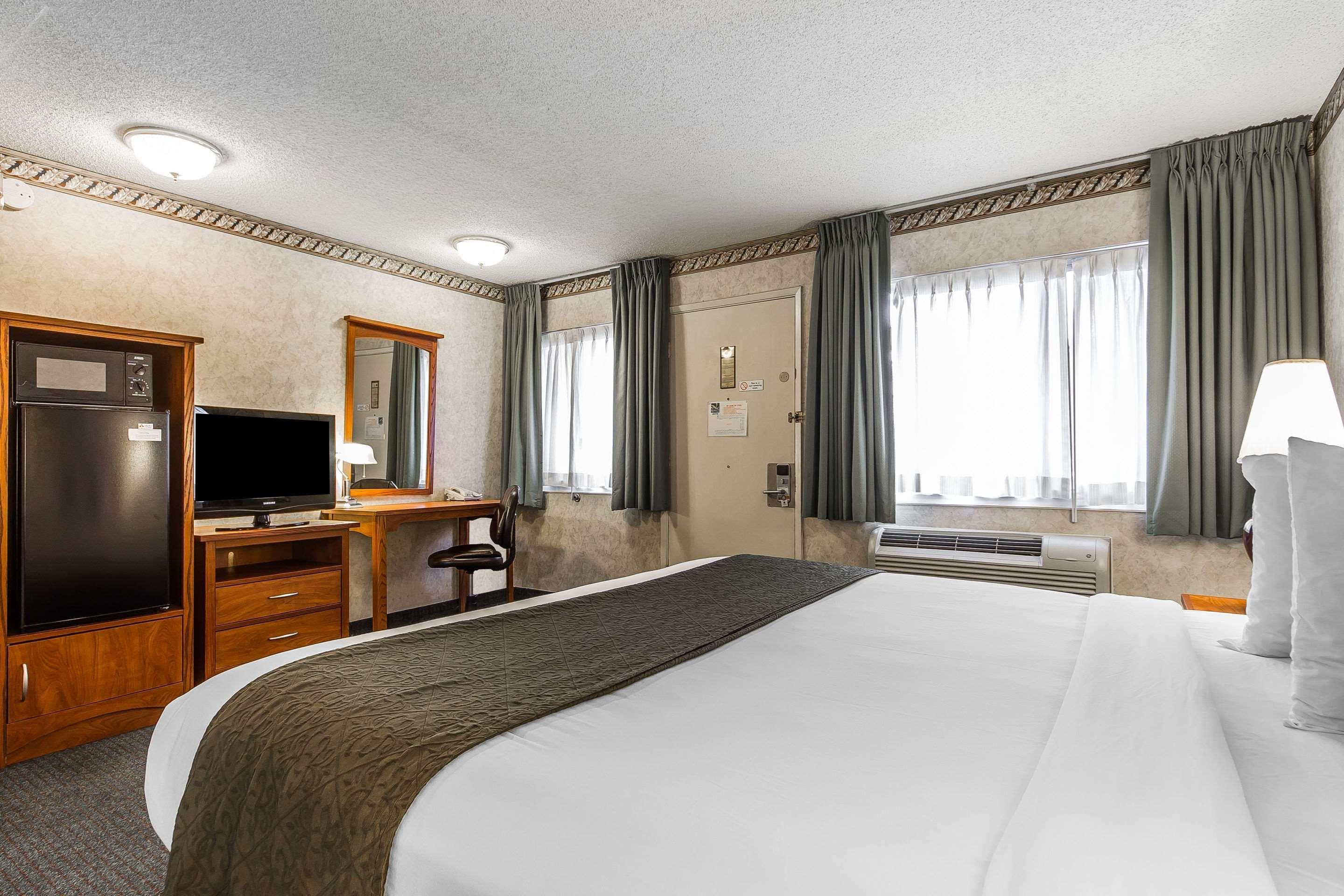 Quality Inn & Suites Silicon Valley Santa Clara Eksteriør billede