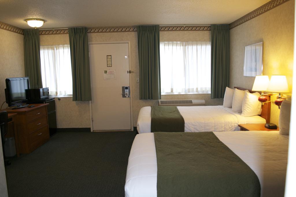 Quality Inn & Suites Silicon Valley Santa Clara Eksteriør billede